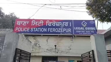 ਫ਼ਿਰੋਜ਼ਪੁਰ: ਬੇਅਬਾਦ ਕਲੋਨੀ ਬਸਤੀ ਸ਼ੇਖਾਵਾਲੀ ਵਿਖੇ ਪੁਲਿਸ ਵੱਲੋਂ ਛਾਪੇਮਾਰੀ ਕਰਕੇ 12 ਬੋਤਲਾਂ ਨਜਾਇਜ਼ ਸ਼ਰਾਬ ਸਮੇਤ ਇੱਕ ਆਰੋਪੀ ਕੀਤਾ ਕਾਬੂ