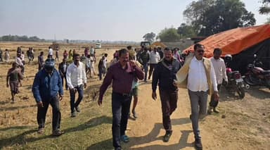 ରେମୁଣା: ବାଇଗଡିଆ ପୋଲ ନିର୍ମାଣ କାର୍ଯ୍ୟ ଅନୁଧ୍ୟାନ ଓ ଆପ୍ରୋଚ ରୋଡ ପାଇଁ ଜମି ନିରୂପଣ କଲେ ନୀଳଗିରି ବିଧାୟକ