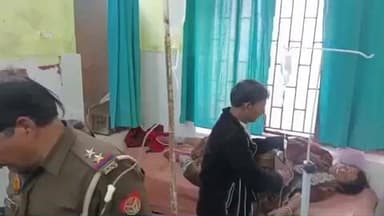 राठ: कुर्रा गांव के पास तेज रफ्तार बाइक गाय से टकराई, सवार दंपति के अलावा सड़क किनारे लेटे वृद्ध व्यक्ति हुए घायल