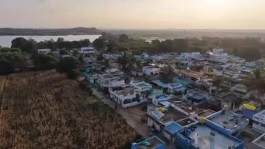 పుట్టపర్తిలో డ్రోన్ కెమెరాతో పోలీసుల పర్యవేక్షణ