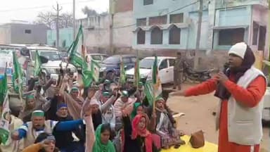 धनौरा: गजरौला बिजली घर पहुंचे भाकियू शंकर के पदाधिकारियों ने बिजली विभाग के खिलाफ किया प्रदर्शन