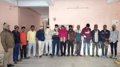 लखीसराय: लखीसराय में उत्पाद थाना पुलिस ने 5 जगह छापेमारी कर 1 शराब तस्कर व 12 शराबी को किया गिरफ्तार