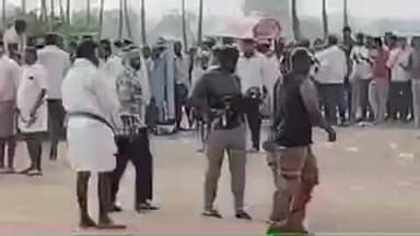 దర్శి: తాళ్లూరు మండల శివారు ప్రాంతంలో జోరుగా సాగుతున్న కోడిపందాల సందడి