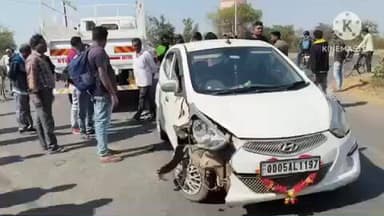 ଧର୍ମଗଡ: ଚିଲିଚିଲା ଛକ ରେ ଟ୍ରକ କୁ ଧକ୍କା ଦେଲା କାର