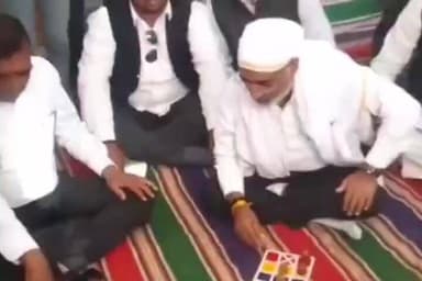 गाडरवारा: ग्राम पंचायत ढींगसरा में चौपड़ प्रतियोगिता जारी, क्षेत्रीय सांसद व उद्योगपति रहे उपस्थित