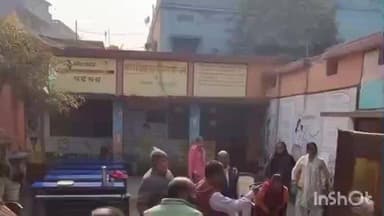 कहरा: विधायक आईपी गुप्ता ने मध्य विद्यालय सहरसा पश्चिम का निरीक्षण किया, शैक्षणिक व्यवस्थाओं का जायजा लिया