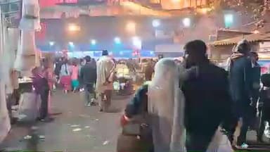 ইলামবাজার: ইলামবাজার ব্লকের জয়দেব কেন্দুলীতে মকর সংক্রান্তির মেলা প্রশাসনের কঠোর নজরদারি ও নিরাপত্তার মধ্য দিয়ে চলছে আজও