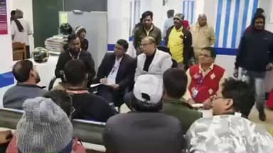 बालूमाथ: एसबीआई एफआई अधिकारियों ने बालूमाथ में सीएसपी संचालकों के साथ बैठक कर आवश्यक दिशा निर्देश दिए