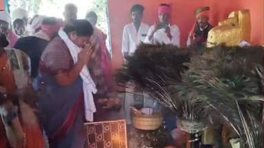 అసిఫాబాద్: సావర్ ఖేడ జాతరలో నృత్యం చేసిన ఆసిఫాబాద్ ఎమ్మెల్యే కోవలక్ష్మీ