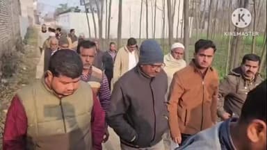 सहारनपुर: गागलहेड़ी क्षेत्र के गांव हरोड़ा मुस्तकम में घनी आबादी के बीच से निकाली जा रही हाईटेंशन लाइन का ग्रामीणों ने किया विरोध