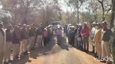 पोहरी: पोहरी वन विभाग का अनुभूति कार्यक्रम सम्पन्न, छात्रों ने वन क्षेत्रों का भ्रमण किया, रेंजर श्रुति राठौड़ ने दी जानकारी