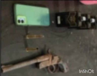 बेगूसराय: बलिया थाना पुलिस ने तुलसी टोल से हथियार के साथ 1 अभियुक्त को किया गिरफ्तार, एसपी ने दी जानकारी