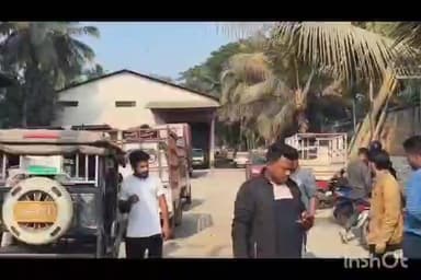 আজাৰা: গড়চুকৰ Flipkart কাৰ্যালয়ত কৰ্মবিৰতিৰে প্ৰতিবাদ