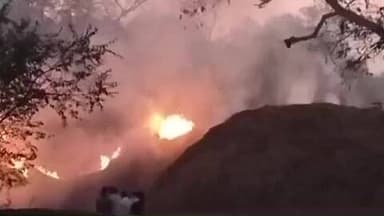 अभनपुर: अभनपुर विधानसभा क्षेत्र अंतर्गत नवागांव के पास पैरावट में लगी भीषण आग