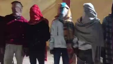 अगिआंव: नारायणपुर में हथियार खरीद-बिक्री गिरोह पर पुलिस ने की बड़ी कार्रवाई, 2 अवैध हथियार व 1 कारतूस के साथ 5 बदमाश गिरफ्तार