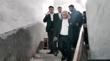 ফরিদপুর দুর্গাপুর: দুর্গাপুরে মেডিকেল ছাত্রী গণধর্ষণ মামলায় গুরুত্বপূর্ণ অগ্রগতি, দুর্গাপুর আদালতে গোপন জবানবন্দিতে নির্যাতিতা ছাত্রীর