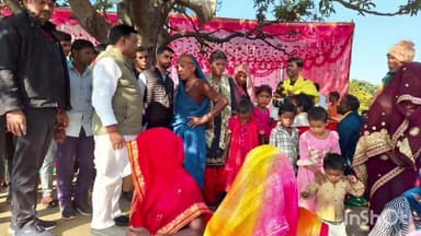 चुरहट: सीधी जिले में पूर्व मंत्री कमलेश्वर पटेल ने मनरेगा बचाव अभियान के तहत लोगों को किया जागरूक