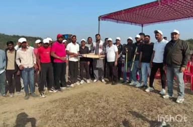 पड़वा: एक दिवसीय क्रिकेट मैच में जूनियर टीम ने सीनियर टीम को 47 रनों से रौंदा