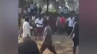 కొవ్వూరు: ఉల్లంఘించిన నిబంధనలు..జోరుగా సాగిన కోడిపందేలు...!