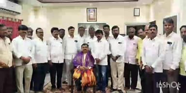 ಸೇಡಂ: ಸೇಡಂ ಪಟ್ಟಣದಲ್ಲಿ ಮಾಜಿ ಶಾಸಕ ರಾಜಕುಮಾರ ಪಾಟೀಲ್ ತೆಲ್ಕೂರ ಅವರಿಗೆ ಸನ್ಮಾನ