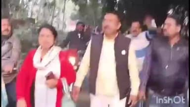 বাগদা: বাগদার মালিপোতাতে দুয়ারে দুয়ারে উন্নয়নের পাঁচালী পৌঁছে দিল তৃণমূল