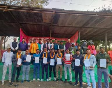 आज दिनांक 16/ 01/2026 को सीसीएल ग्राउंड घुटूवा रामगढ़ में आदिवासी जन परिषद रामगढ़ जिला का विस्तार किया गया एवं प्रखंड !