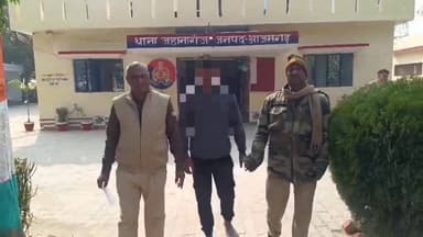 #जहानागंज पुलिस ने भाभी का अश्लील वीडियो वायरल करने की धमकी देकर दुष्कर्म करने वाले देवर को धनहुआं मोढ से गिरफ्तार कर कि...