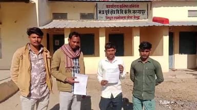 खरगापुर: कुड़ीला जनकपुर के किसान विद्युत ट्रांसफार्मर के अभाव से परेशान, ज़िम्मेदार नहीं दे रहे ध्यान