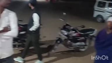 धरमपुरी: ॐ शांति आश्रम के पास दो सड़क दुर्घटनाएं, टेम्पो व बाइक की भिड़ंत और दो बाइक टकराईं, दो बच्चों सहित कई घायल