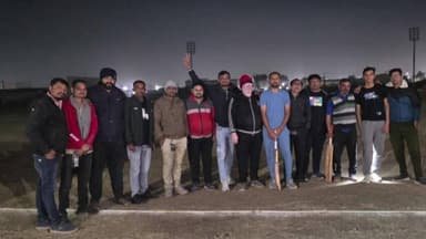 મોરબી: મોરબીમાં પત્રકારો અને પોલીસ વચ્ચે યોજાય મેચ