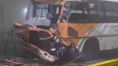 धनौरा: गजरौला हाईवे पर दो बसों की भिड़ंत, चार यात्री घायल, टाला गया बड़ा हादसा