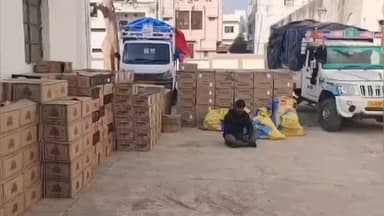 હાલોલ: હાલોલના ચંદ્રપુરા ચોકડી પાસેથી દારૂના કટીંગ સમયે જિલ્લા LCB પોલીસે કરી રેડ,30 લાખનો મુદામાલ સાથે એક ઇસમને ઝડપી પાડ્યો