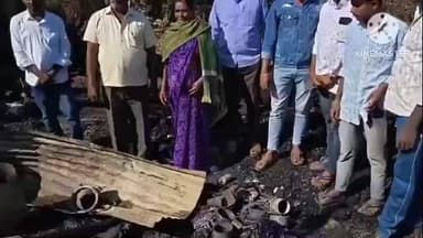 నిజామాబాద్ రూరల్: సిరికొండ మండలంలో సిలిండర్ గ్యాస్ లీకై ఇల్లు దగ్ధం, ఆదుకోవాలని బాధితుల వినతి