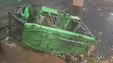 मथुरा: श्रद्धालुओं से भरा ई-रिक्शा यमुना में गिरा