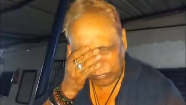 વડોદરા: આંખમાં મરચાંની ભૂકી નાંખી 10 લાખની લૂંટ,વેપારી ઘર બહારજ લૂંટાયા