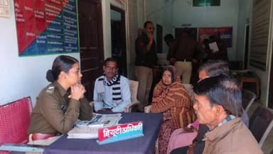 बहोरीबंद: बाकल थाना प्रभारी ने सुनी शिकायतकर्ताओं की समस्याएं, सीएम हेल्पलाइन शिकायतों के त्वरित निराकरण का दिया आश्वासन