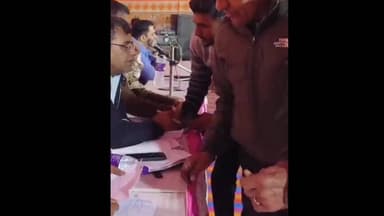 साबला: ग्राम पंचायत माल में रात्रि चौपाल में ग्रामीणों ने उठाई पेयजल और रास्ते की समस्याएं