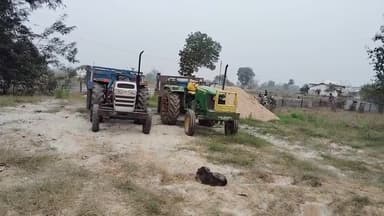 तुमसर: शहरातील आजाद वार्ड येथे अवैध रेती वाहतूक करणारा ट्रॅक्टर तुमसर पोलिसांनी पकडला