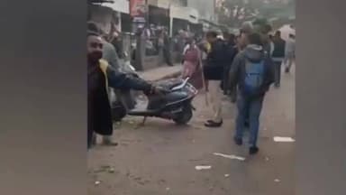 અસારવા: જમાલપુર જગન્નાથ મંદિર માર્ગ પરથી દબાણો હટાવાયા: લારીઓ અને પાથરણાવાળાઓને દૂર કરાયા, ટ્રાફિક સમસ્યાને લઈ AMCની કાર્યવાહી