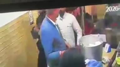 रोहतक: रोहतक सिविल हॉस्पिटल के पास तोड़फोड़ से पहले बहस का सीसीटीवी आया, पनीर को हाथ लगाने पर हुआ विवाद