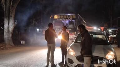 शंकरगढ़: यातायात नियमों का उल्लंघन करने वालों पर कार्रवाई, थाना प्रभारी जितेंद्र जायसवाल ने कहा