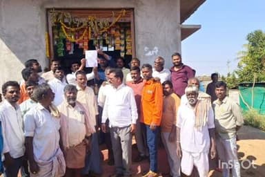 వికారాబాద్: మదన్ పల్లి గ్రామంలో బెల్ట్ షాపులు చేసి సంపూర్ణ మధ్య నిషేధానికి గ్రామస్తులు ఏకగ్రీవ తీర్మానం