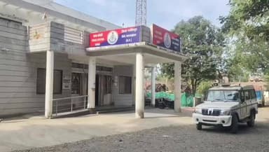 करेली: बघुवार निवासी का शव कुएं में मिला, परिजनों के हंगामे के बाद पुलिस ने निष्पक्ष जांच का भरोसा दिया