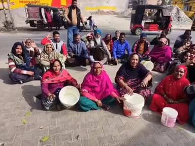 ਬਠਿੰਡਾ: ਐਮ ਐਲ ਏ ਦਫਤਰ ਬਾਹਰ ਪਾਣੀ ਦੀ ਸਮੱਸਿਆ ਨੂੰ ਲੈਕੇ ਮੁਹੱਲਾ ਵਾਸੀਆਂ ਨੇ ਦਿੱਤਾ ਧਰਨਾ