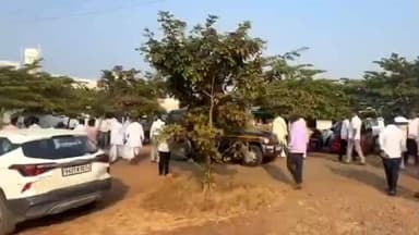 ಮೂಡಲಗಿ: ಪಟ್ಟಣದಲ್ಲಿ ಸಾರ್ವಜನಿಕರ ಸಮಸ್ಯೆ ಆಲಿಸಿದ ಬಾಲಚಂದ್ರ ಜಾರಕಿಹೊಳಿ