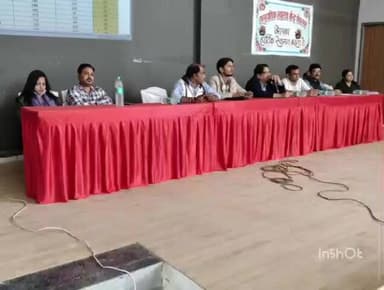 मेघनगर: मेघनगर में स्वास्थ्य विभाग एवं महिला एवं बाल विकास विभाग की संयुक्त समीक्षा बैठक आयोजित