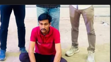 વિરમગામ: અમદાવાદ LCBએ 18 વર્ષથી ફરાર આરોપીને ઝડપ્યો, વિઠ્ઠલાપુર પોલીસ સ્ટેશનમાં નોંધાયેલ ઘરેલુ હિંસા કેસનો આરોપી પકડાયો