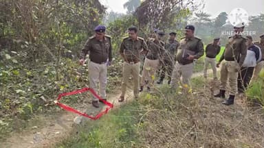 गोरेयाकोठी: करनपुरा गांव में दो धुर भूमि के लिए गोलीबारी, एसपी व एसडीपीओ ने किया निरीक्षण