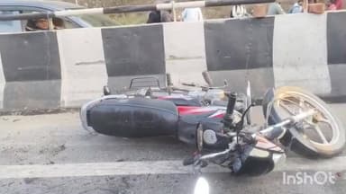 वल्लभनगर: देबारी में घाटा वाला माताजी मंदिर के पास हाईवे पर ट्रेलर ने बाइक सवार महिला को कुचला, हादसे में महिला की दर्दनाक मौत