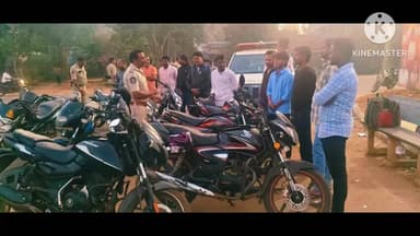 నూజివీడు మండలం తుక్కులూరు బైపాస్ లో వాహనాలు తనిఖీ నిర్వహించినరూరల్ CI రామకృష్ణ